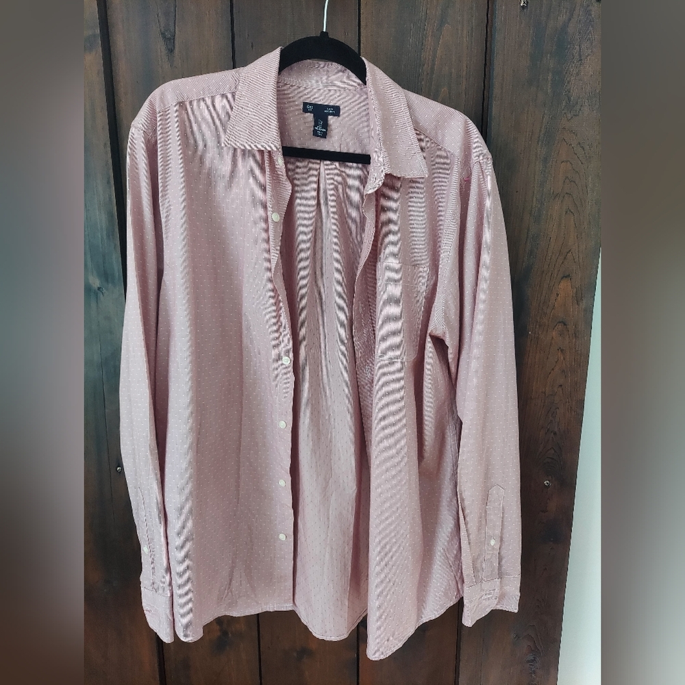 Gap Men's Pink Button-down Shirt